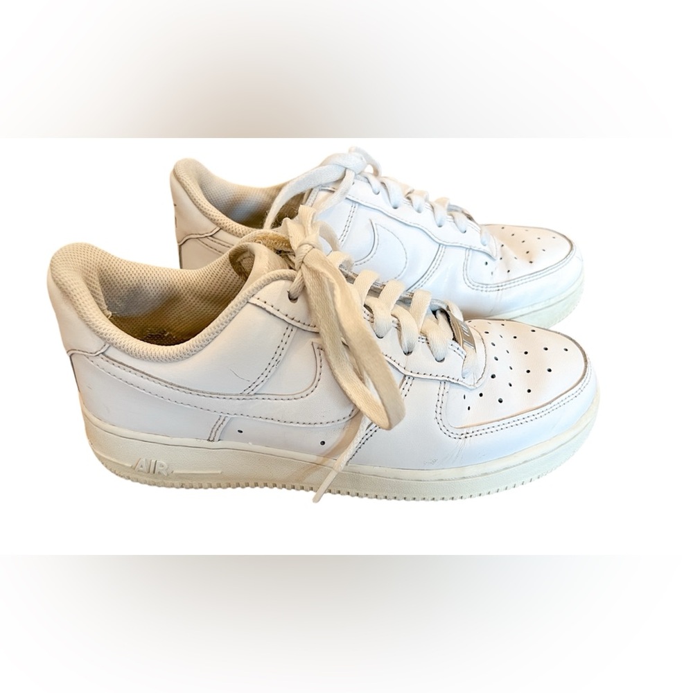Nike Women’s Air Force 1 Sneaker Shoe Low White Size 7.5 DD8959-100
